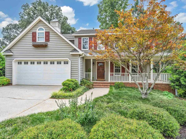 308 Deepwood Dr, Greer, SC 29651