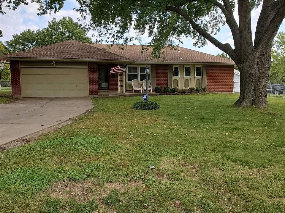 1st image of 3031 S Kendall Dr