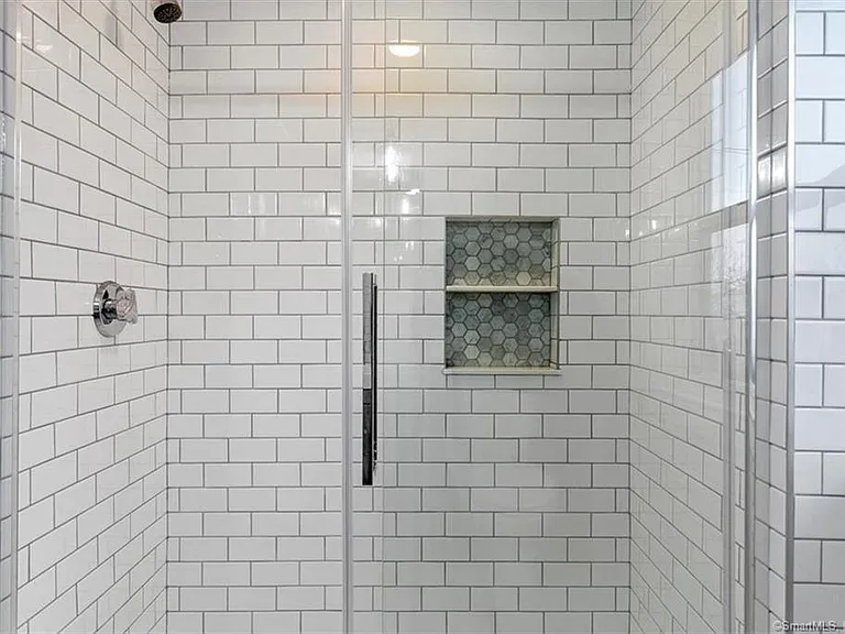223 Townsend Ave #1 — Photo 23