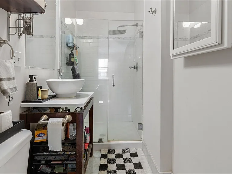 152 Old Colony Ave #10 — Photo 20