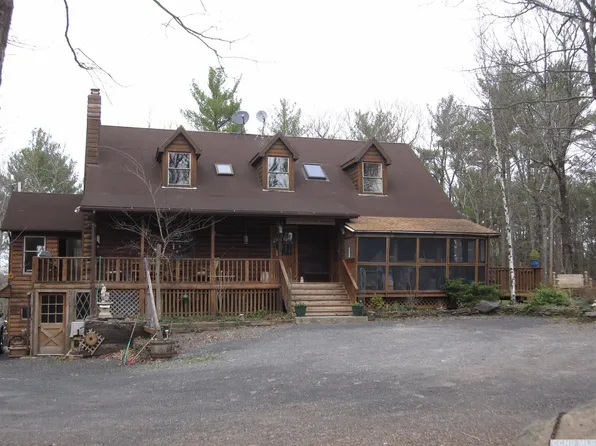 21 Game Farm Rd, Catskill, NY 12414