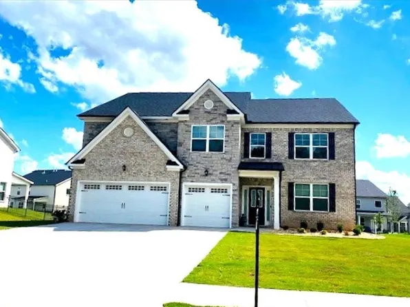 1574 Riverpoint Dr, Bogart, GA 30622