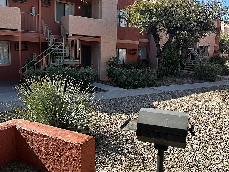 The Missions at Sentinel Peak — Photo 10