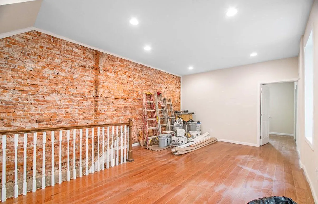 3 bed, 1200 sqft, $1,500 — Photo 3