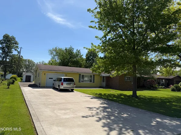329 Westfield Ave, Defiance, OH 43512