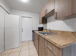 1210 NW 2nd St APT 4, Fort Lauderdale, FL 33311