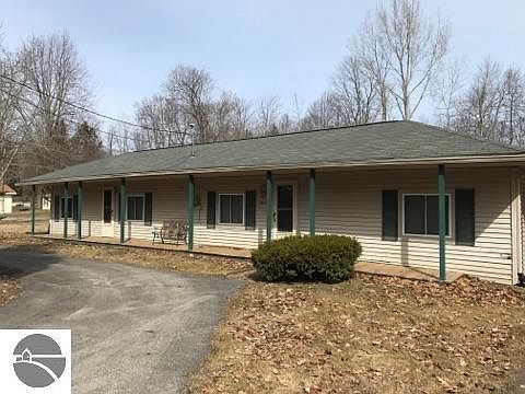 1st image of 5857 S Lake Ln