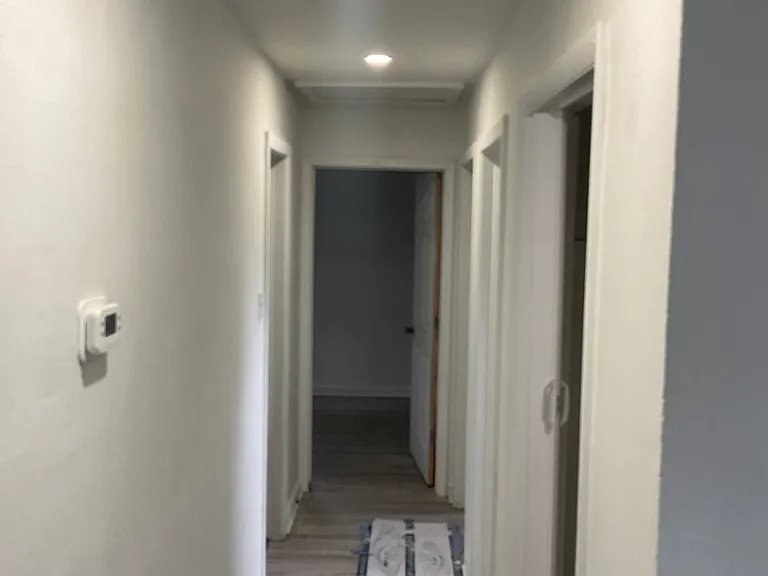 2216 Rose Ave — Photo 5