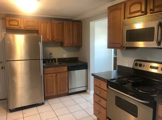 6 Salem St #C, Woburn, MA 01801