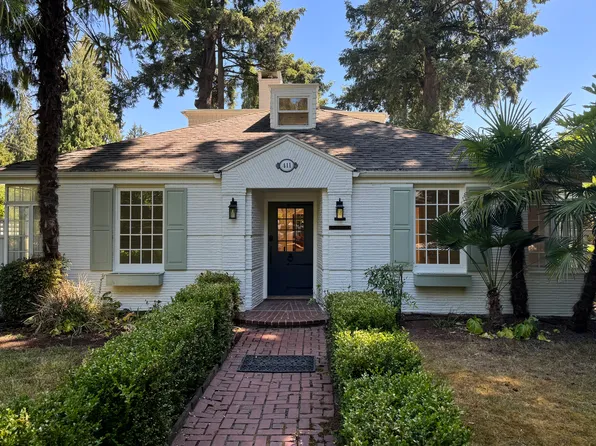 411 Kenwood Rd, Lake Oswego, OR 97034