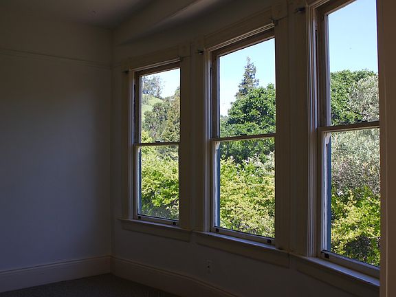 4th image of 307 C St #A