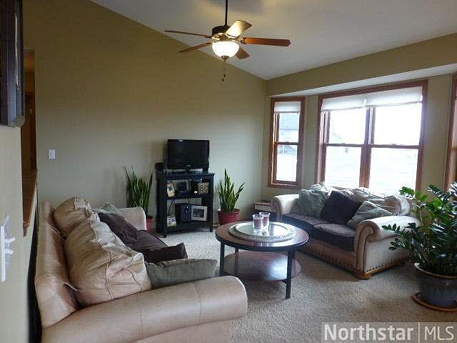 2nd image of 1824 White Pine Way