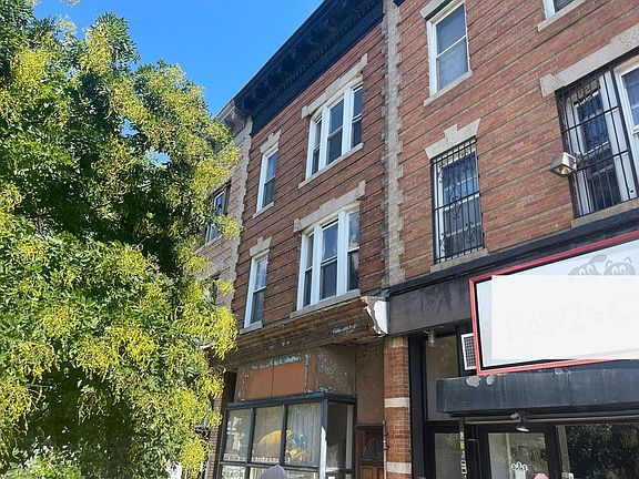 2nd image of 517 Rogers Ave