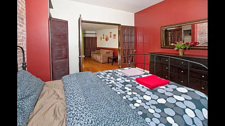 Rented by Lyn Singleton LREB