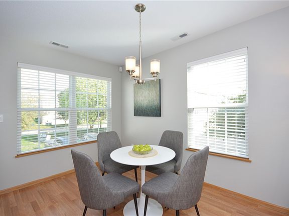 5th image of 15240 Alpine Dr