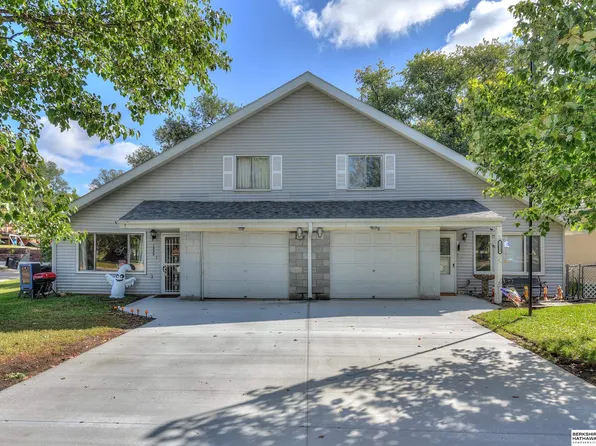 1223 N 66th St, Omaha, NE 68132