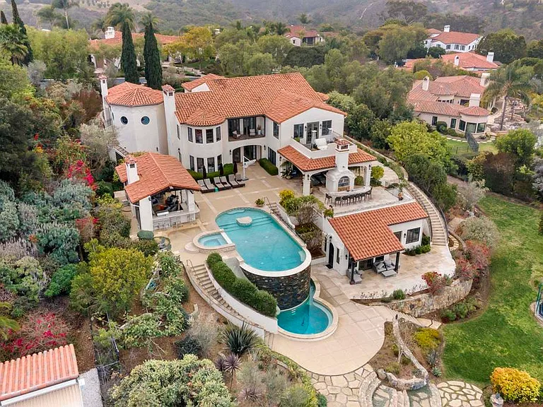 6152 Avenida Del Duque — Photo 32
