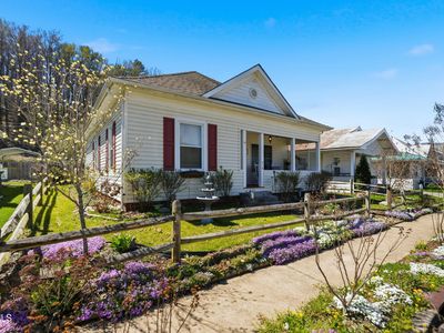 418 Opekiska St, Erwin, TN, 37650