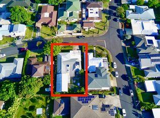 5258 Alahee St #A, Honolulu, HI 96821