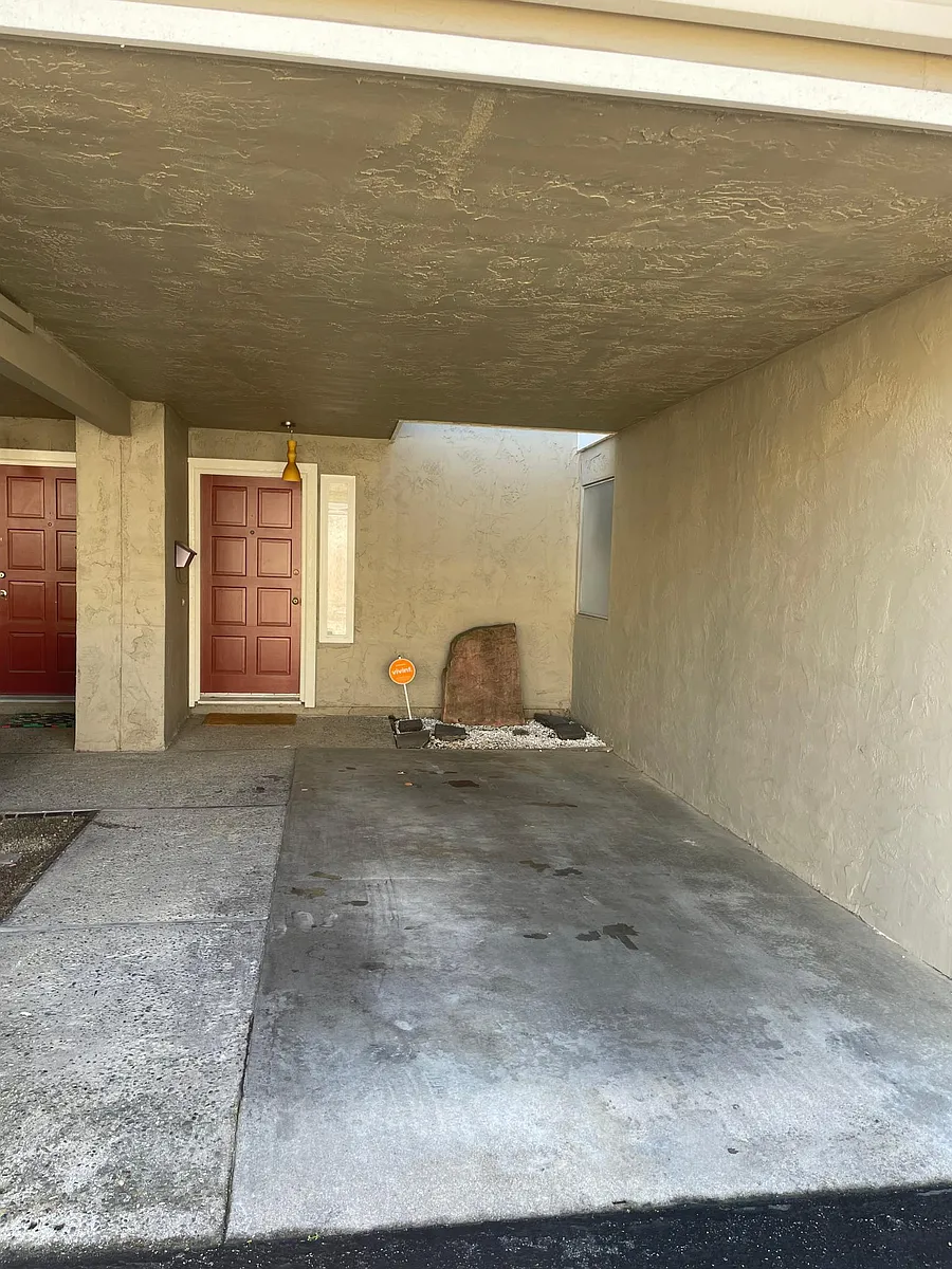 Building Photo - 1253 Los Olivos Dr #48
