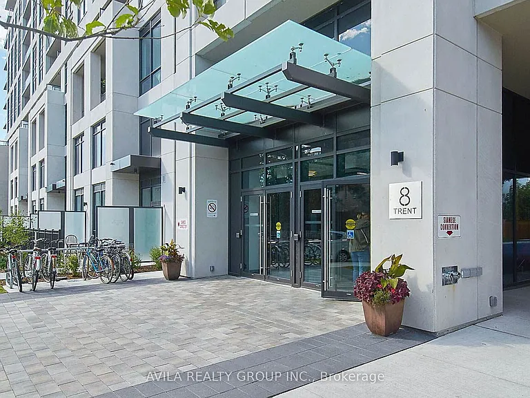 8 Trent Ave #704 — Photo 1