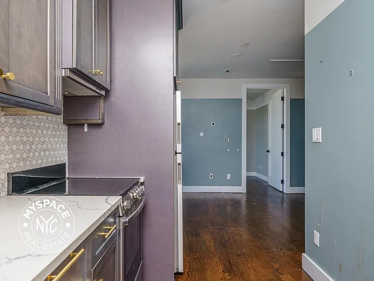 187 Kent Ave #801 — Photo 5