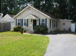 1147 S 9th St, South Plainfield, NJ 07080