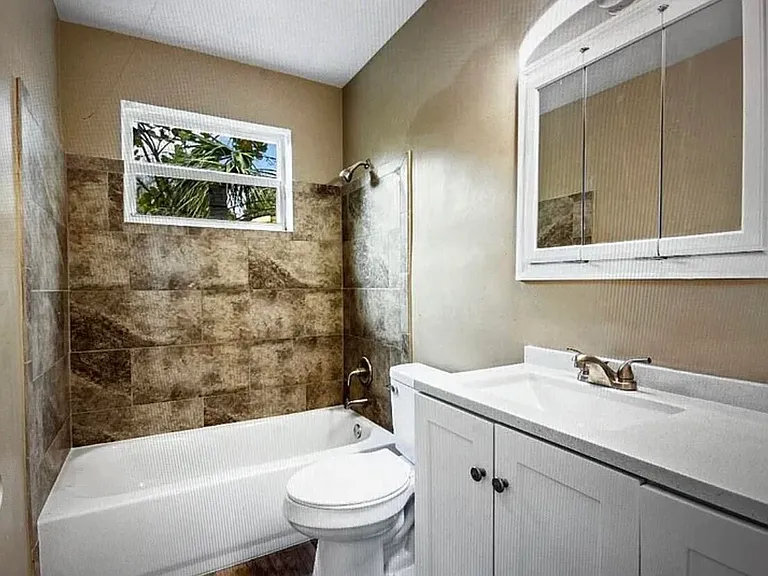 515 Cypress Rd — Photo 15