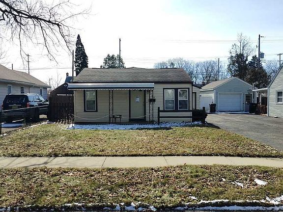 4th image of 736 Jessop Ave