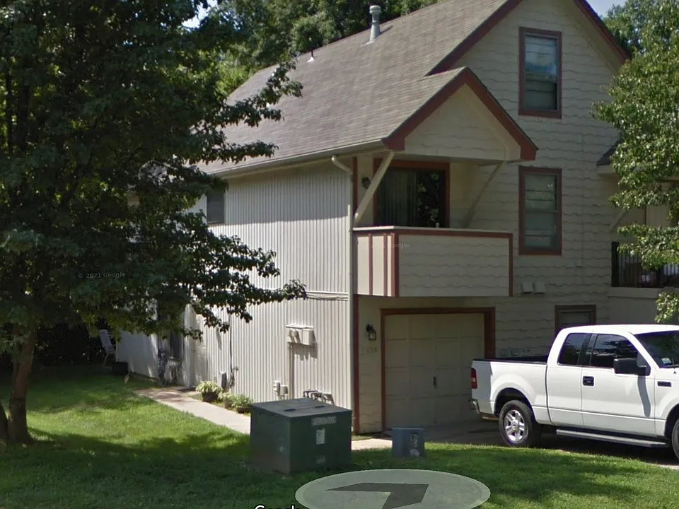 7800 N Camden Ave