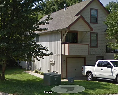 7800 N Camden Ave Photo 1