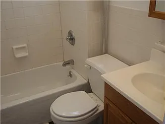 Rented by Metropolis Real Estate of Manhattan