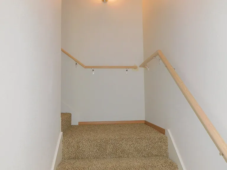265 S Rolling Woods Way — Photo 9