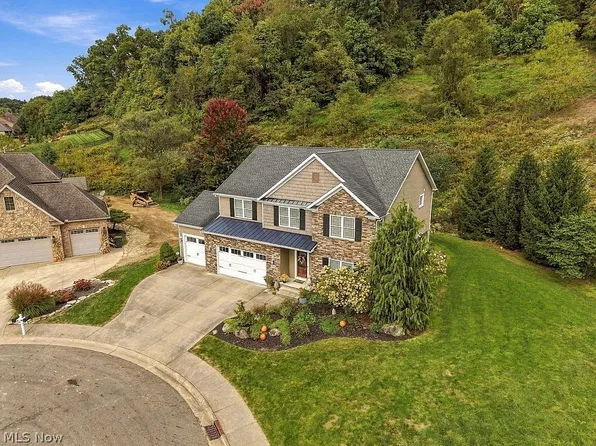2904 Vicksburg Ave NW, Canton, OH 44708
