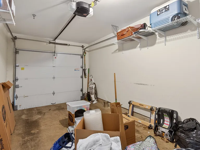 772 N Wakefield St — Photo 7