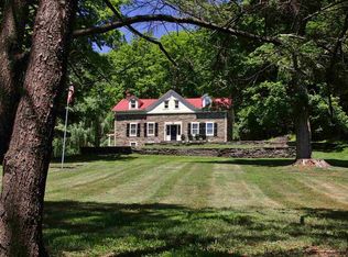 31 Upper Whitfield Rd, Rochester, NY 12404