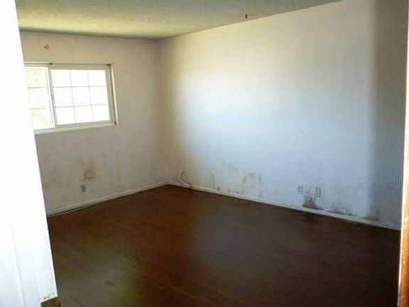 2nd image of 840 Francine Ln