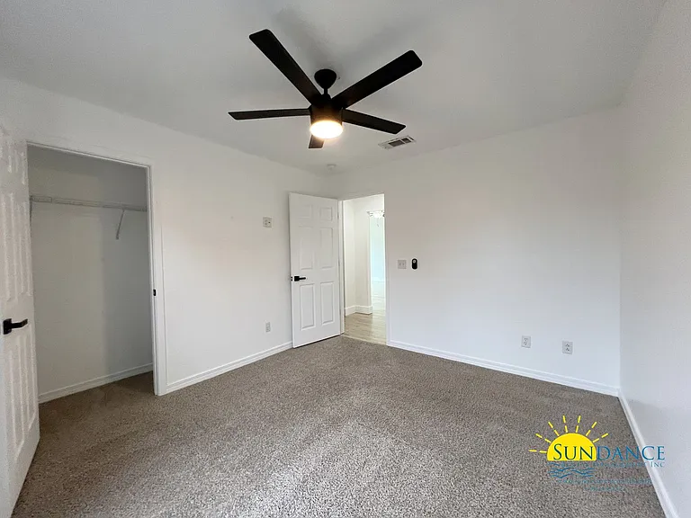 492 Jillian Dr — Photo 20