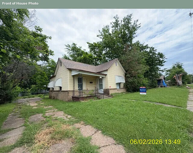 108 E Martin Luther King St