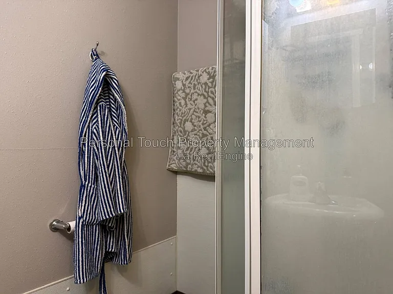 1009 13th Ave N #1 — Photo 25