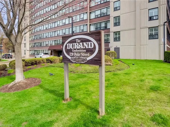 120 Duke St #505, Hamilton, ON L8P 4T1