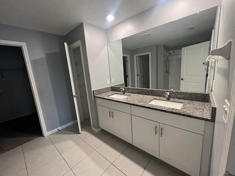 12747 Weston Oaks Ln — Photo 15