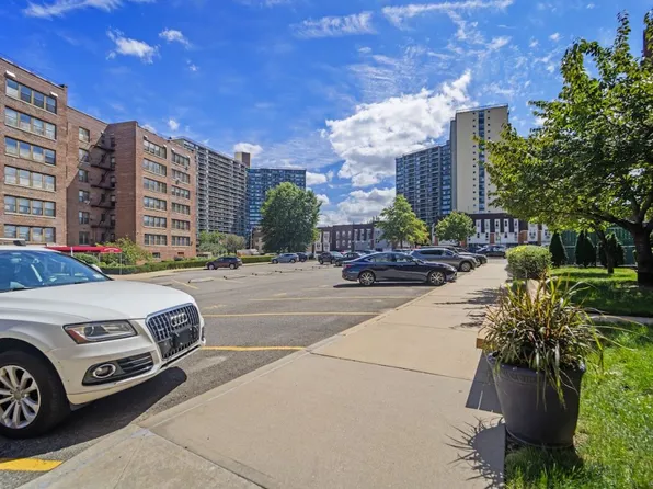 18-75 Corporal Kennedy Street image 21 of 27