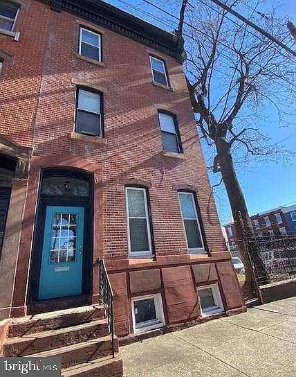 1st image of 2105 N Howard St #7-3