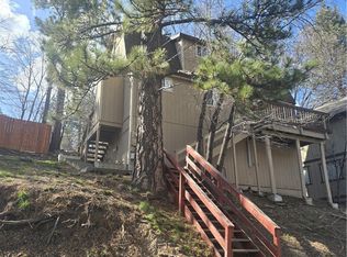 32796 Lupine Ln, Running Springs, CA 92382