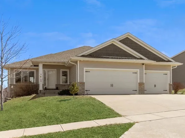 146 Chadwick Ln, Iowa City, IA 52245