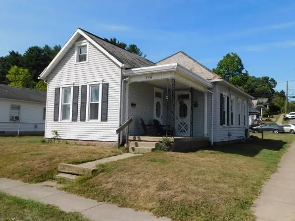 706 3rd St, Logan, OH 43138