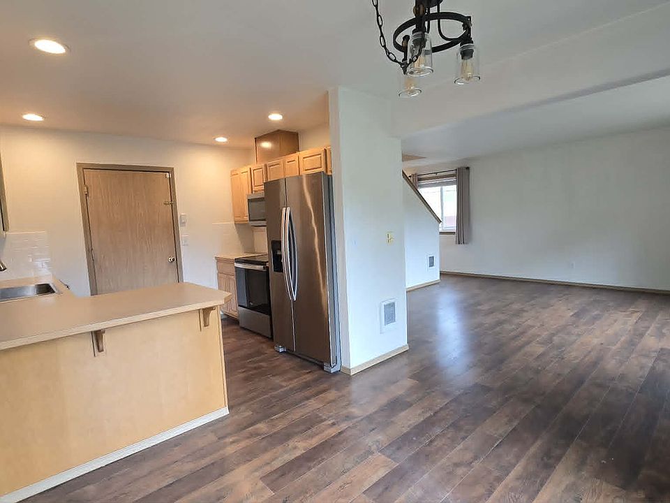 1st image of 7604 109th Street Ct E #7604