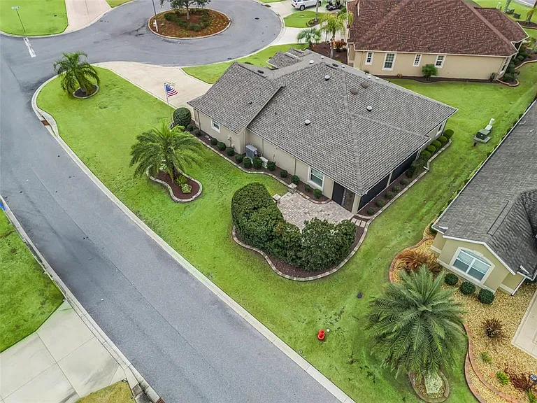 3556 Mistletoe Ct — Photo 59