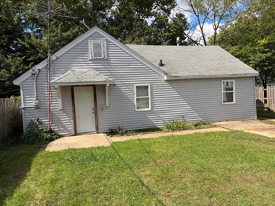 1816 Dewey Ave
